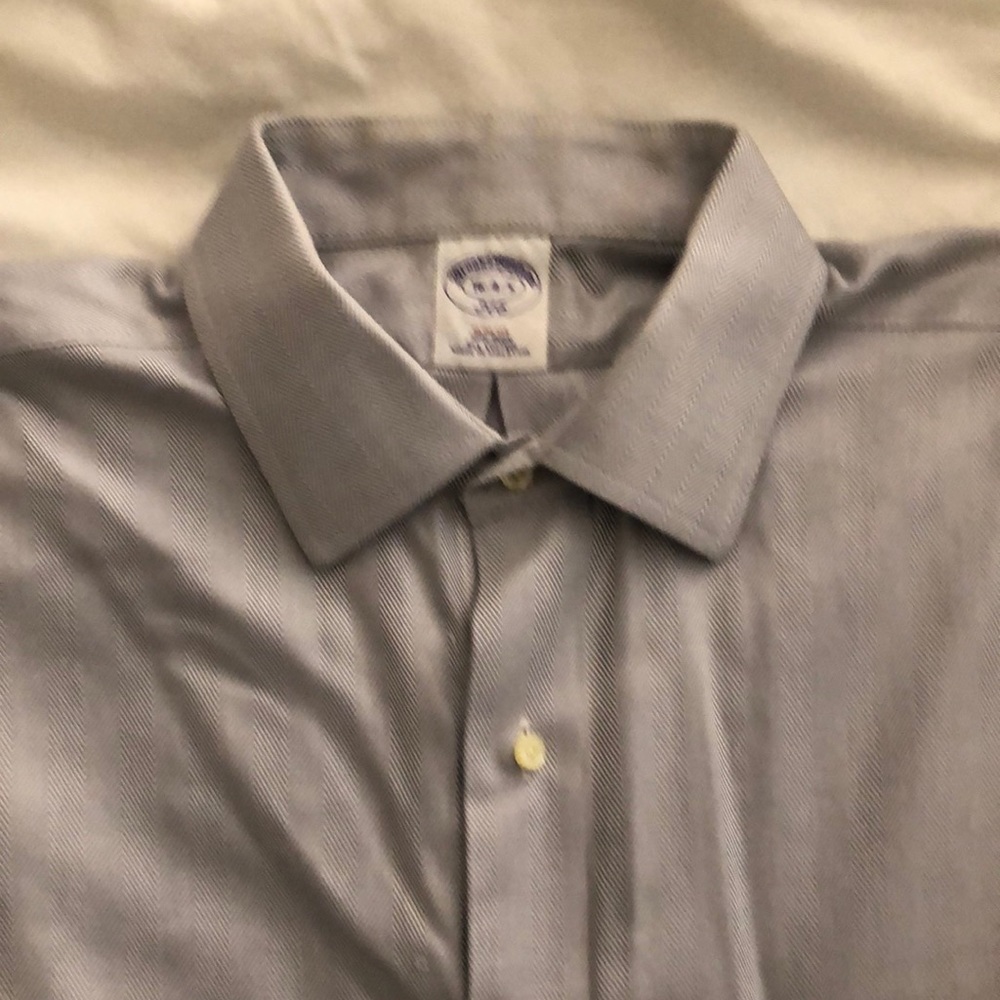 Brooks Brothers slim fit, non-iron dress shirt, size 16 4/5